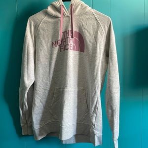 North Face Women’s Sweatshirt size Large
